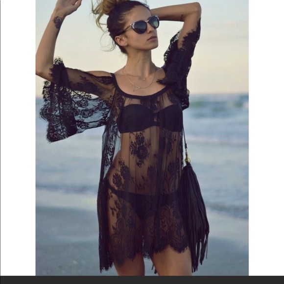 Cover-up - Picture 3 of 4